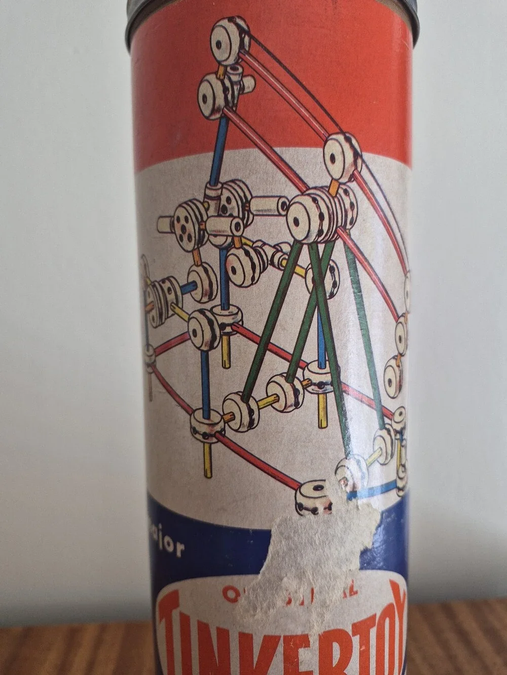 Tinkertoy classic construction